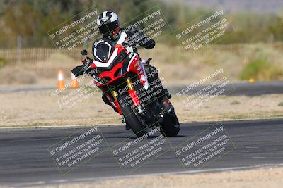 media/Nov-06-2023-Moto Forza (Mon) [[ce023d0744]]/3-Intermediate Group/Session 4 (Turns 2 and 1 Exit)/
